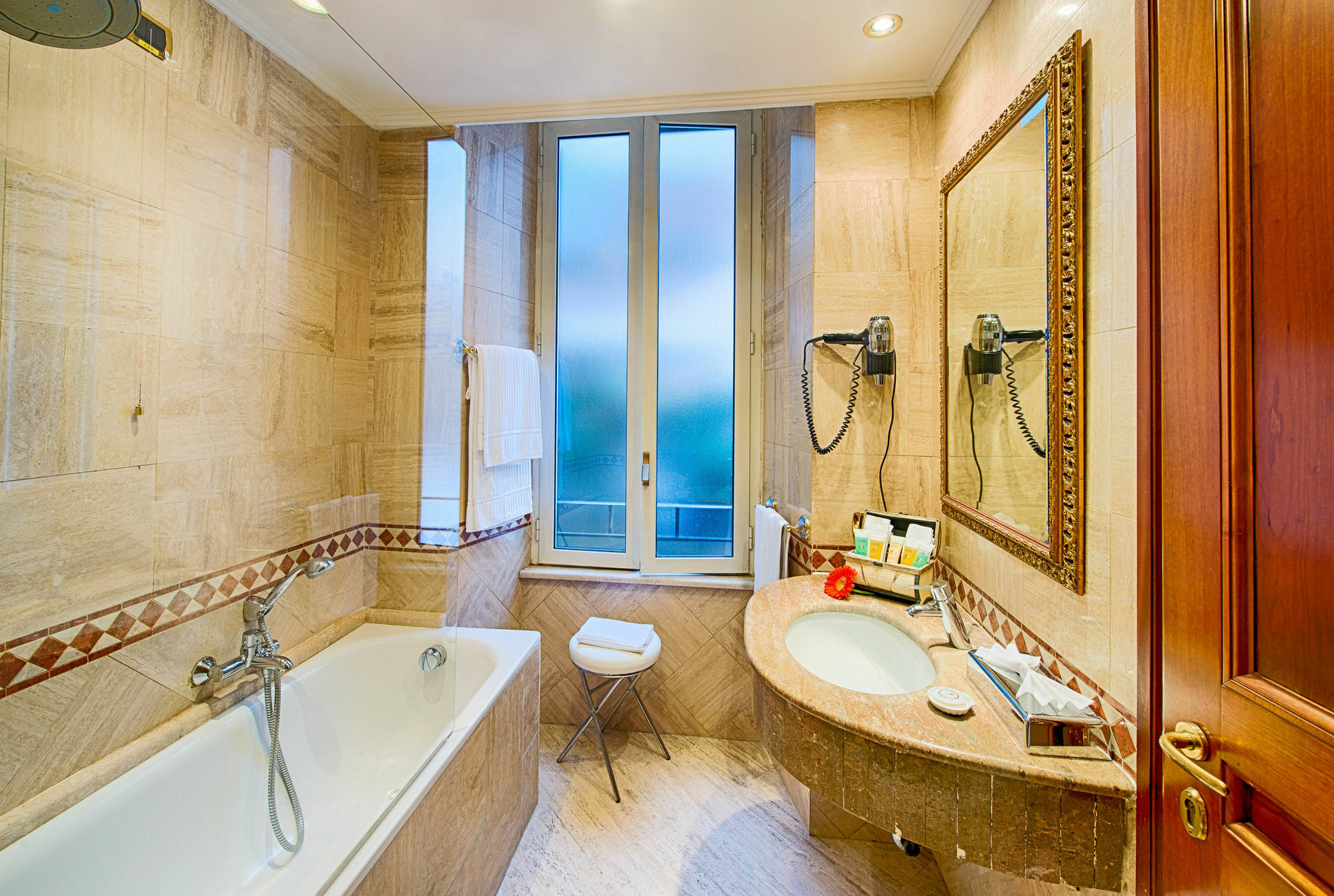 Barocco Apartment Rome Bagian luar foto